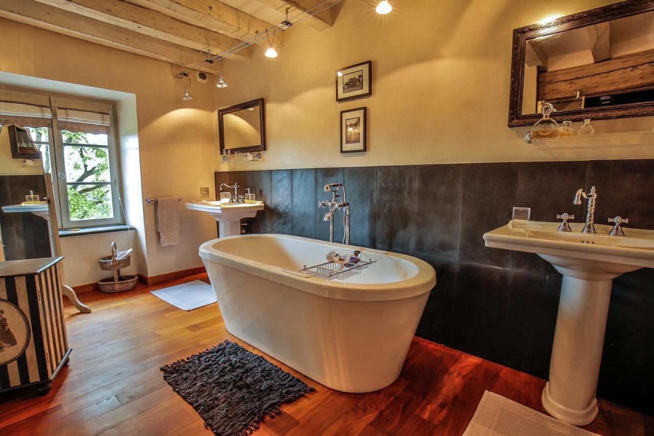 Le Manoir De Beauregard Bed & Breakfast Clermont-de-Beauregard Bagian luar foto