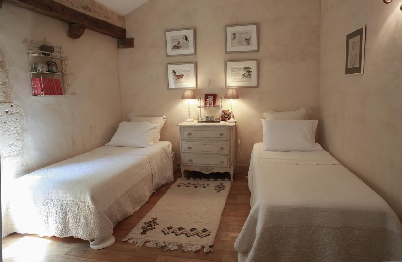 Le Manoir De Beauregard Bed & Breakfast Clermont-de-Beauregard Bagian luar foto