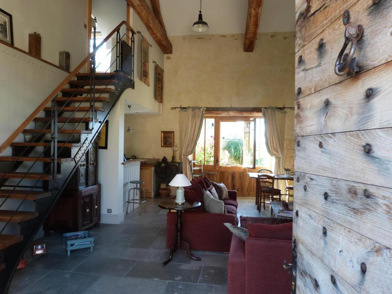 Le Manoir De Beauregard Bed & Breakfast Clermont-de-Beauregard Bagian luar foto
